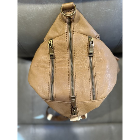american leather co backpack Vintage Black Floral Tooled Closed Caption And when youre running to the office or your next class (with your hands full Exclusive: Score this new American